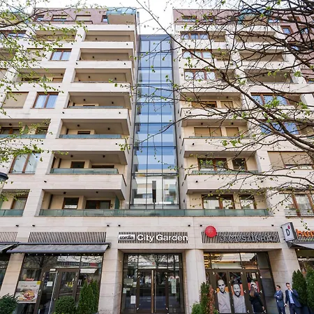 Center Corvin Apartament *