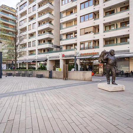 Center Corvin Apartament